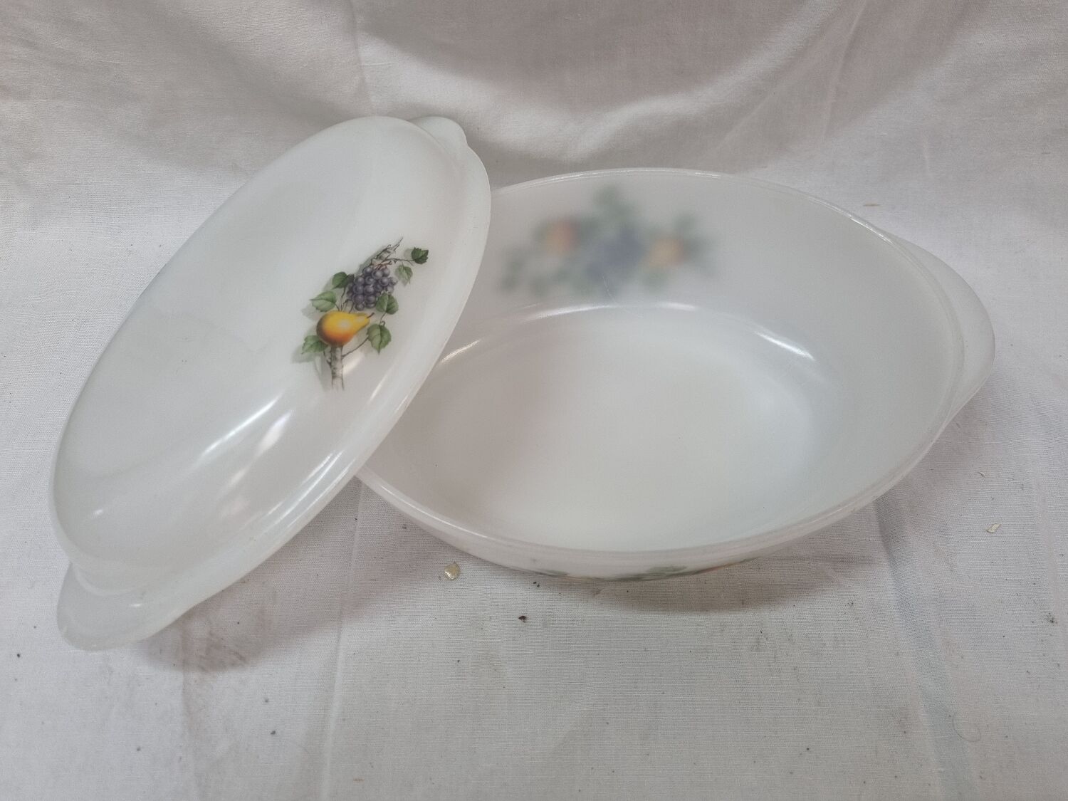 Arcopal, oven dish with lid