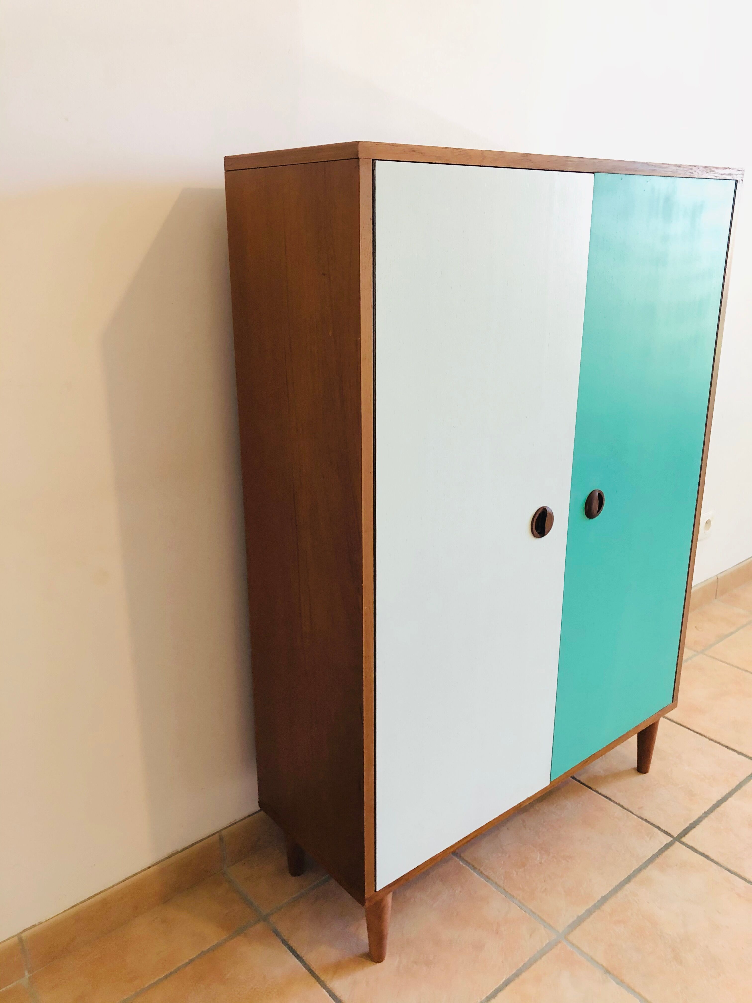 Vintage teak cabinet 1960