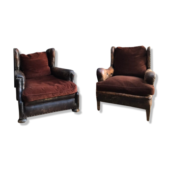 Chesterfield ear armchairs