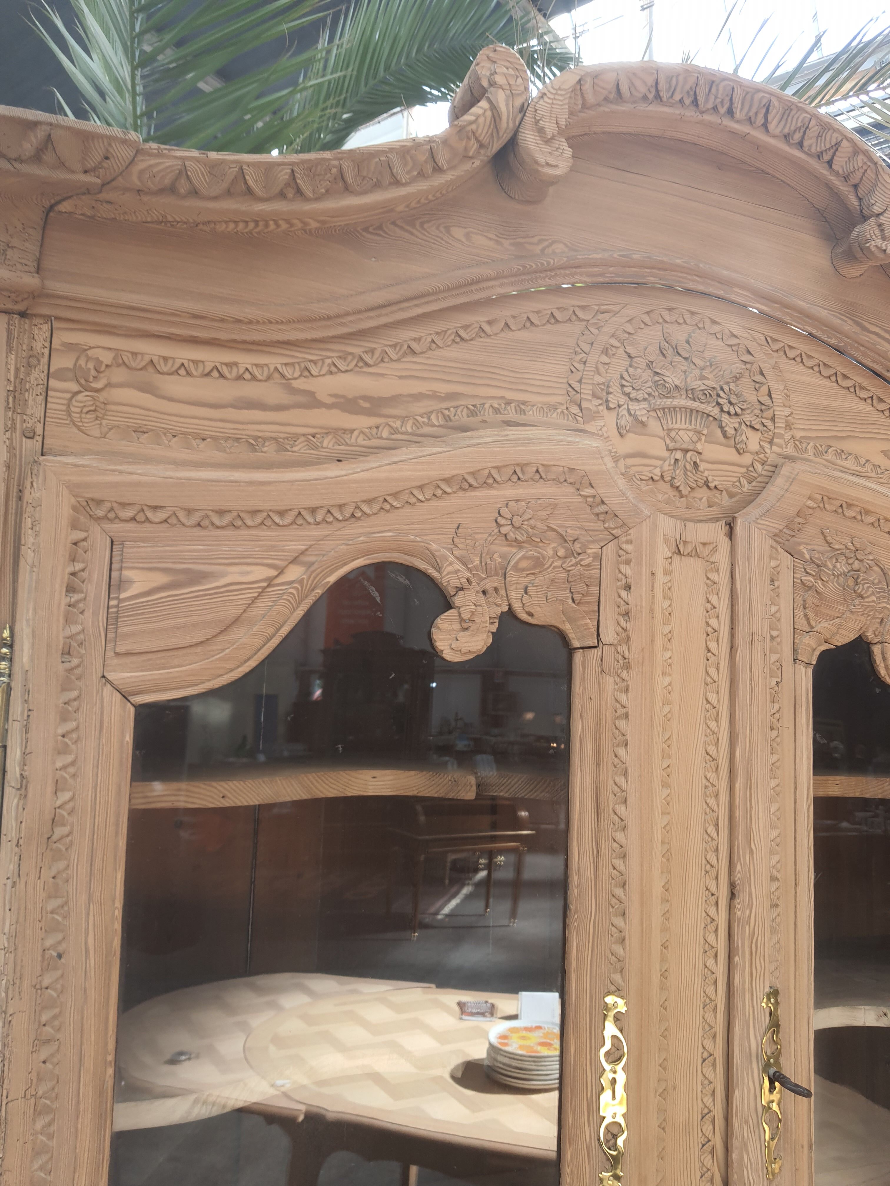 Cauchois fir sideboard