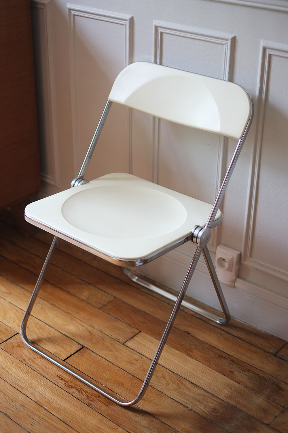 Plia chair by Giancarlo Piretti for Castelli Anonima
