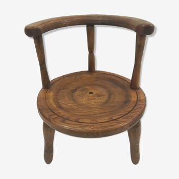 Chaise en bois décorative 3 pieds assise ronde