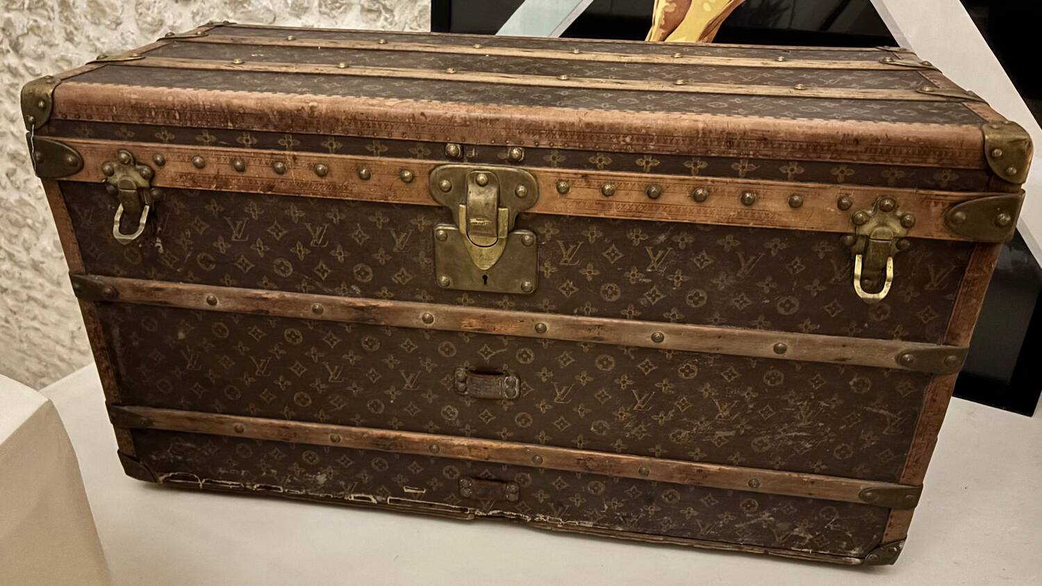 Old Louis Vuitton trunk – Family trunk – Monogram canvas