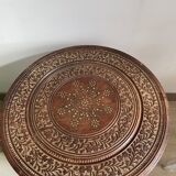 Small foldable oriental style table