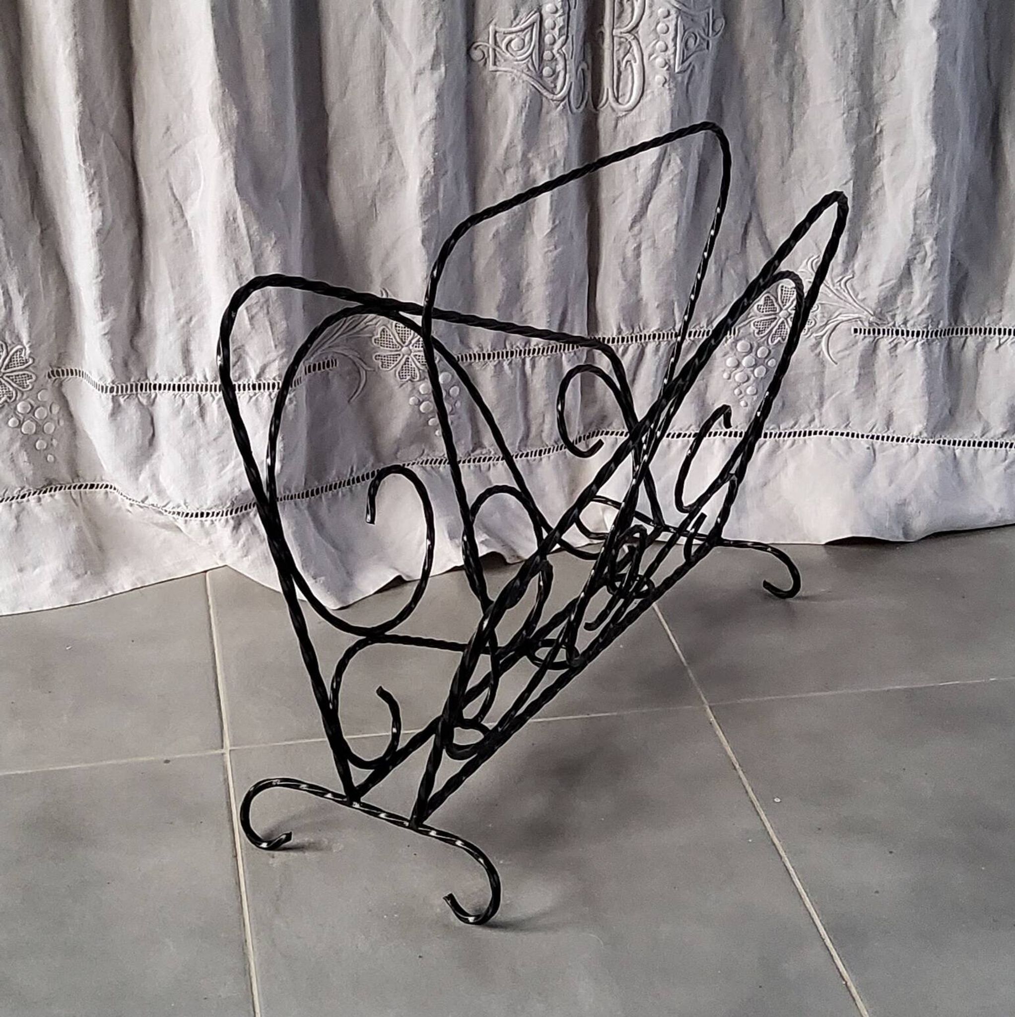 1960s magazine rack