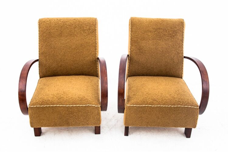 Deux fauteuils jaunes de J. Halabala, Tchécoslovaquie, années 1930, après rénovation