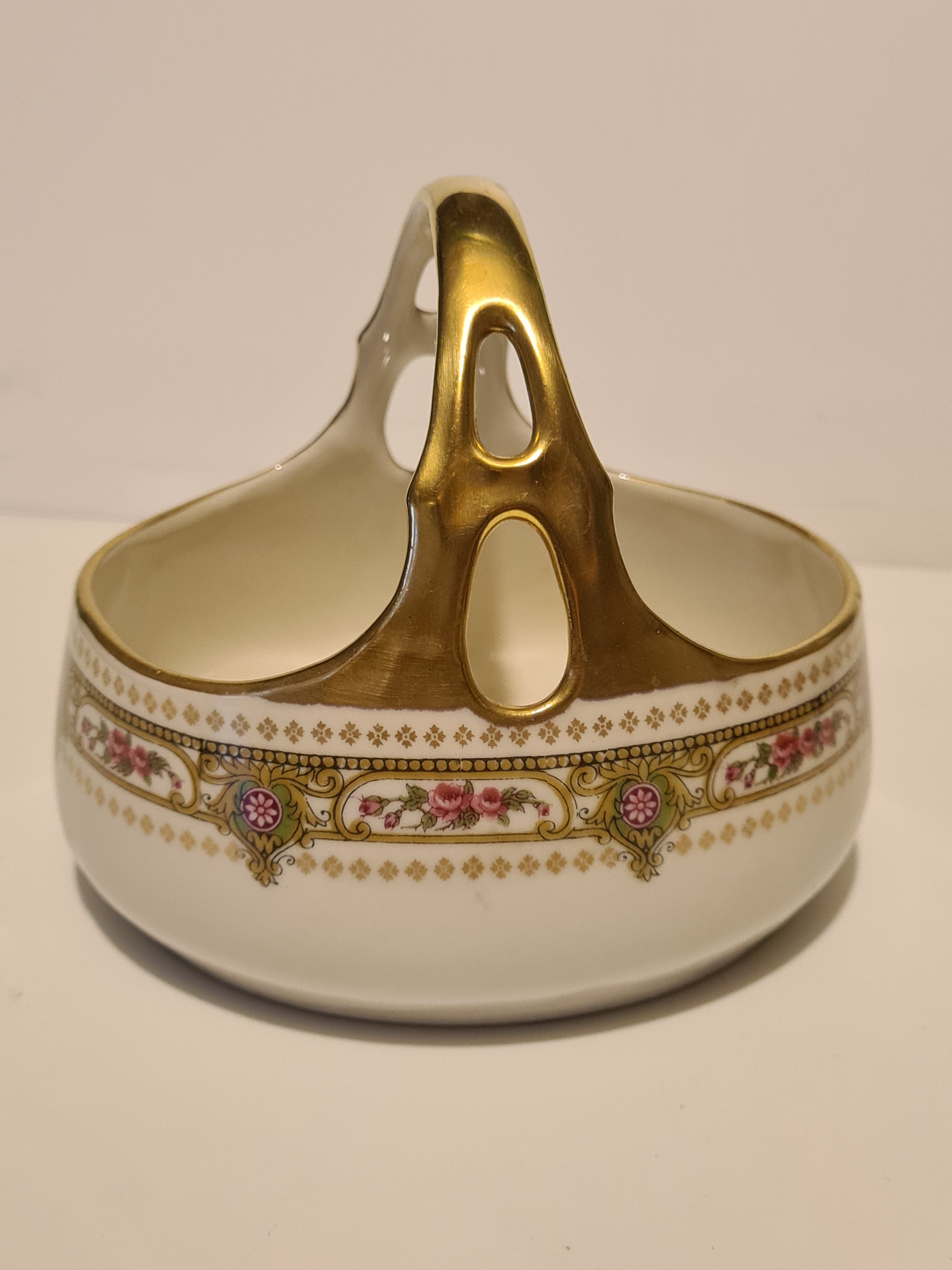 Empty pocket Limoges porcelain BS floral frieze decoration basket shape