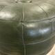 Pouf cuir vert vintage 1970