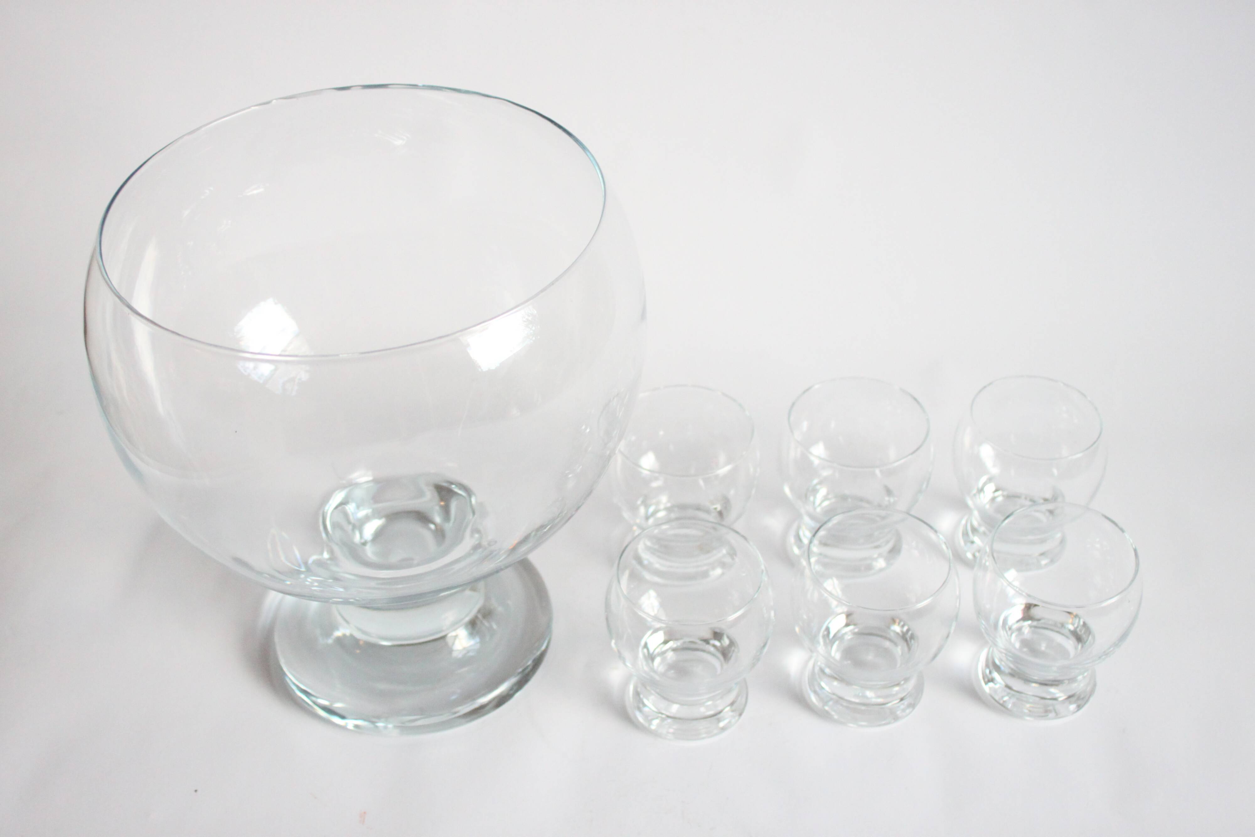 Glass Punch Bowl By Erkkitapio Siiroinen For Riihimaen Lasi, Finland 1970S