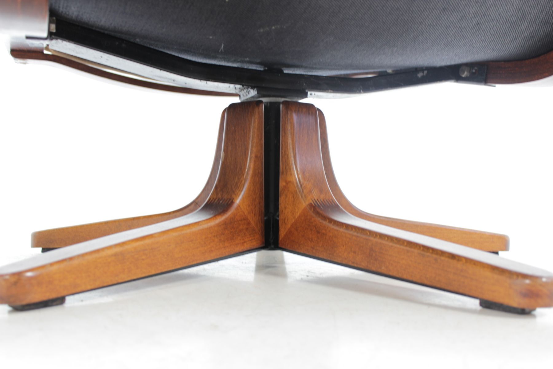 Scandinavian armchairs leather 1970 s