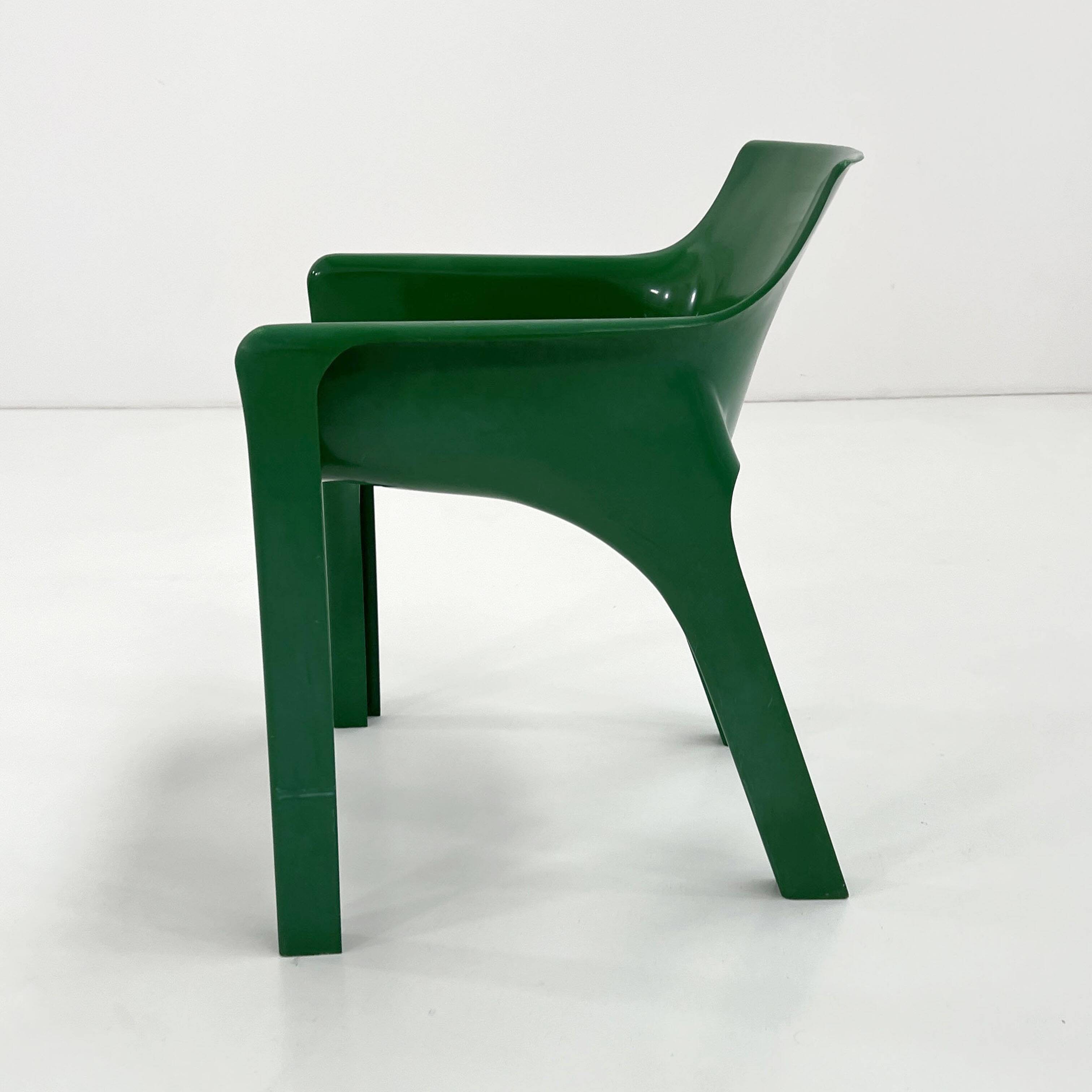 Fauteuil Vert Gaudi de Vico Magistretti pour Artemide, 1970