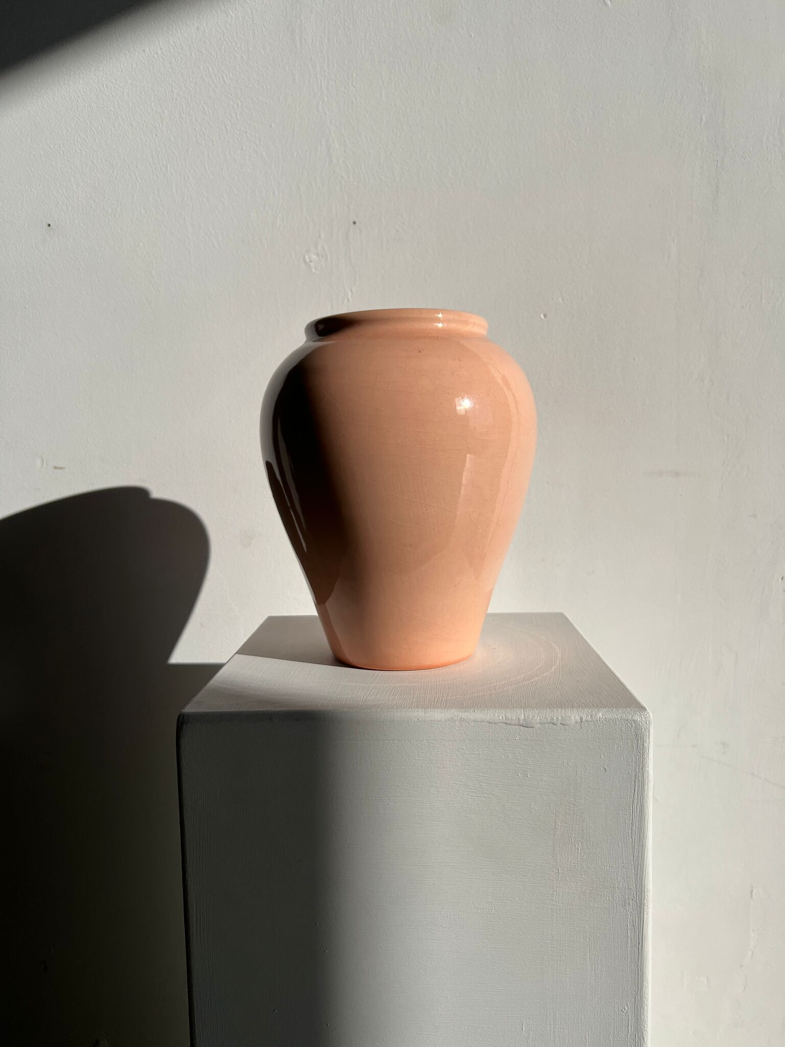 Light pink glazed ceramic vase H:22cm