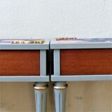 Bedside table with fluted spindle legs