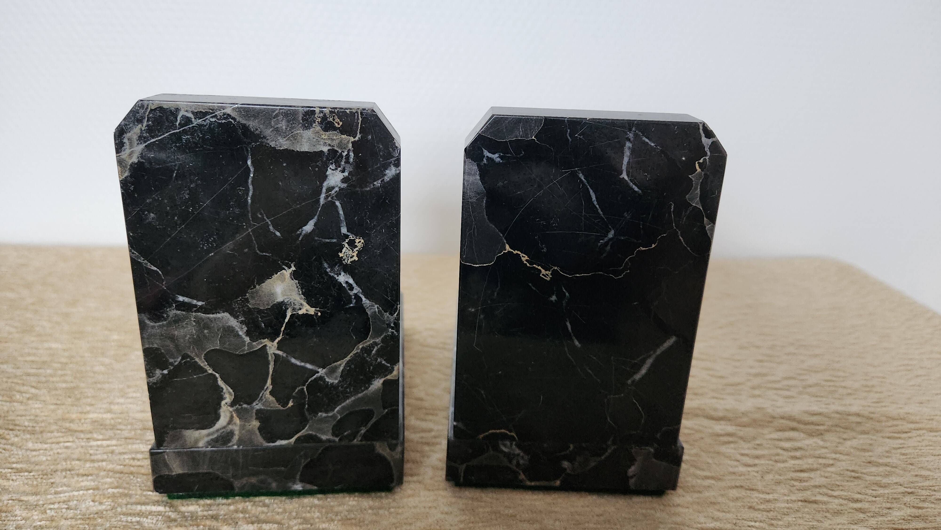 Art Deco pair of bookends in marble and green onyx – 1930s-1950s