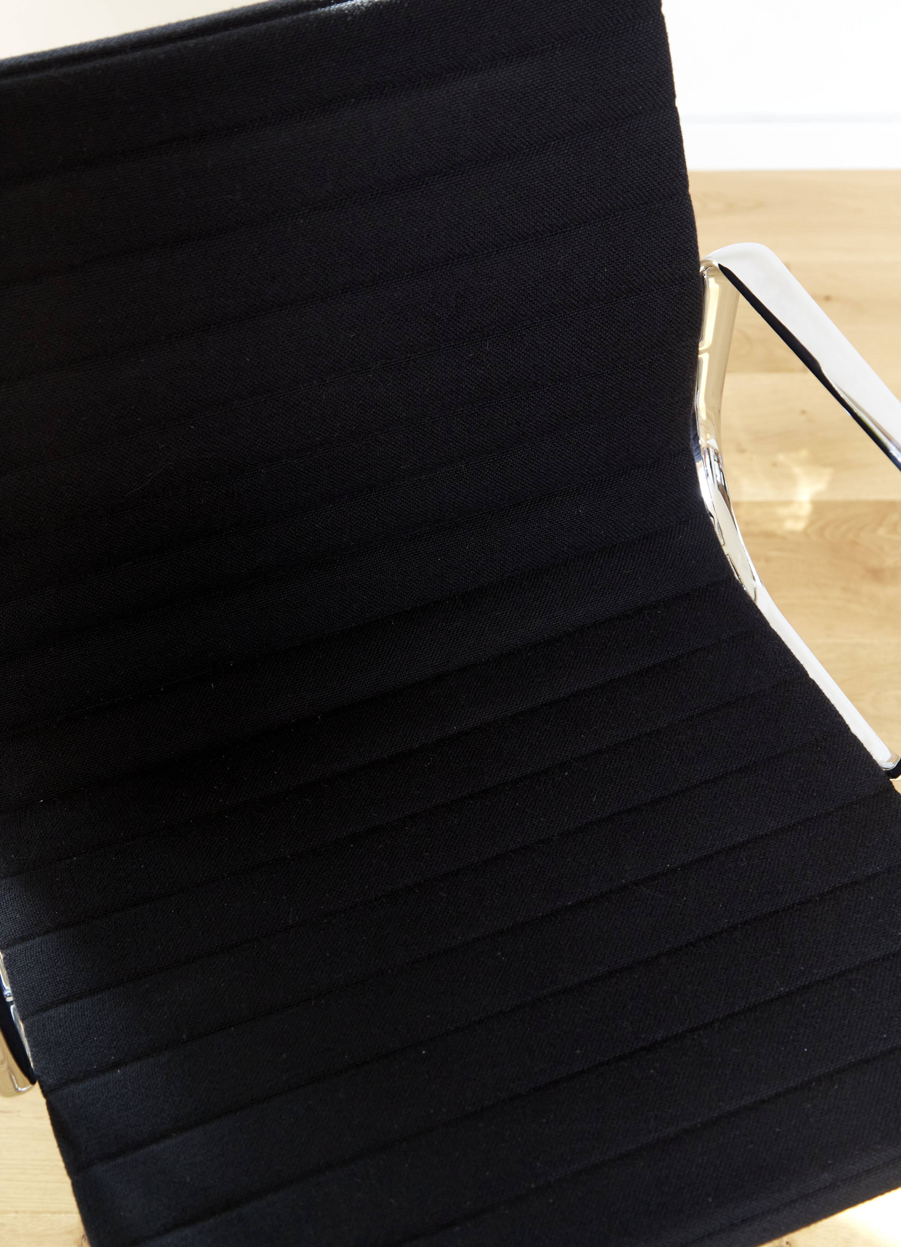 Charles & Ray Eames Aluminum Group Chair EA 108 for Vitra