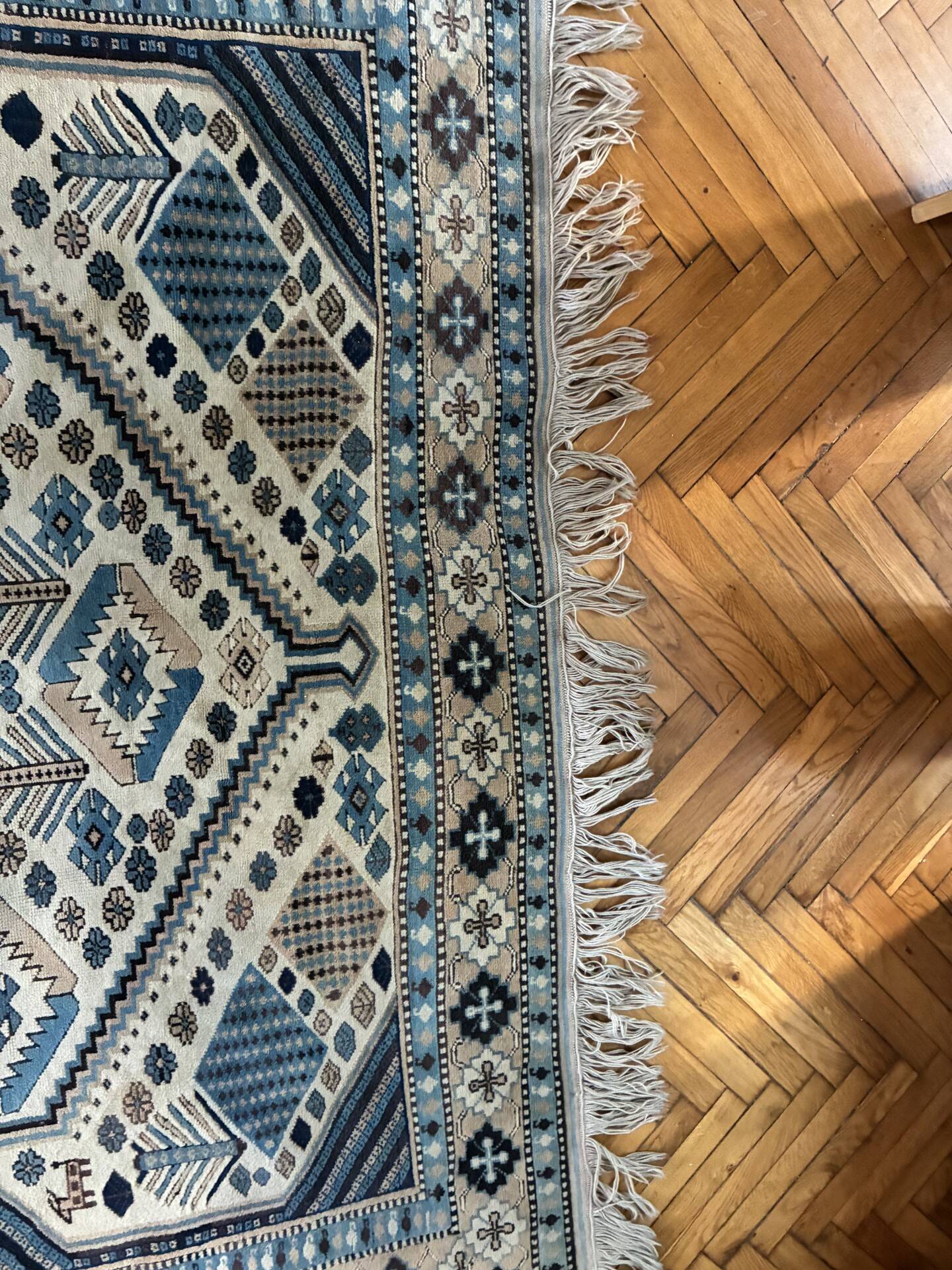 Turkish wool rug 294 x 188