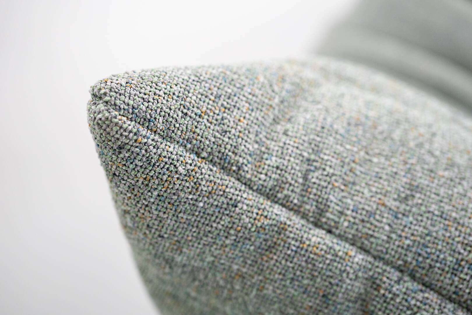 Togo set of armchair and pouf in melange tweed