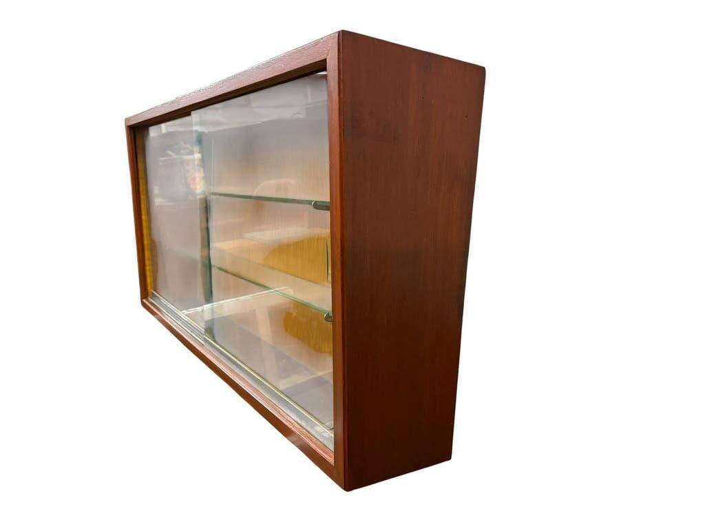 Vintage wall display cabinet in shallow wood / wall cabinet / shelf