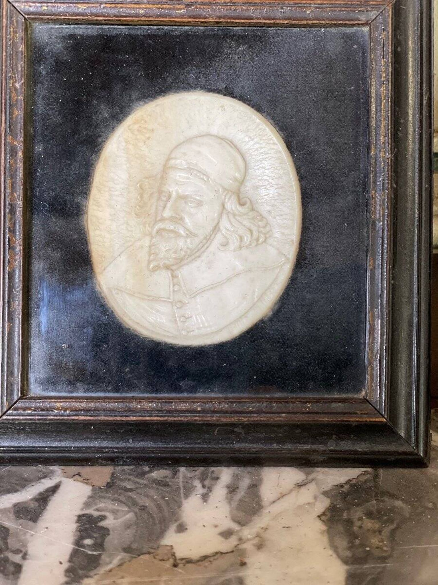 Sculpted ivory portrait suite, England circa 1880, sold in accordance with CITES regulations.