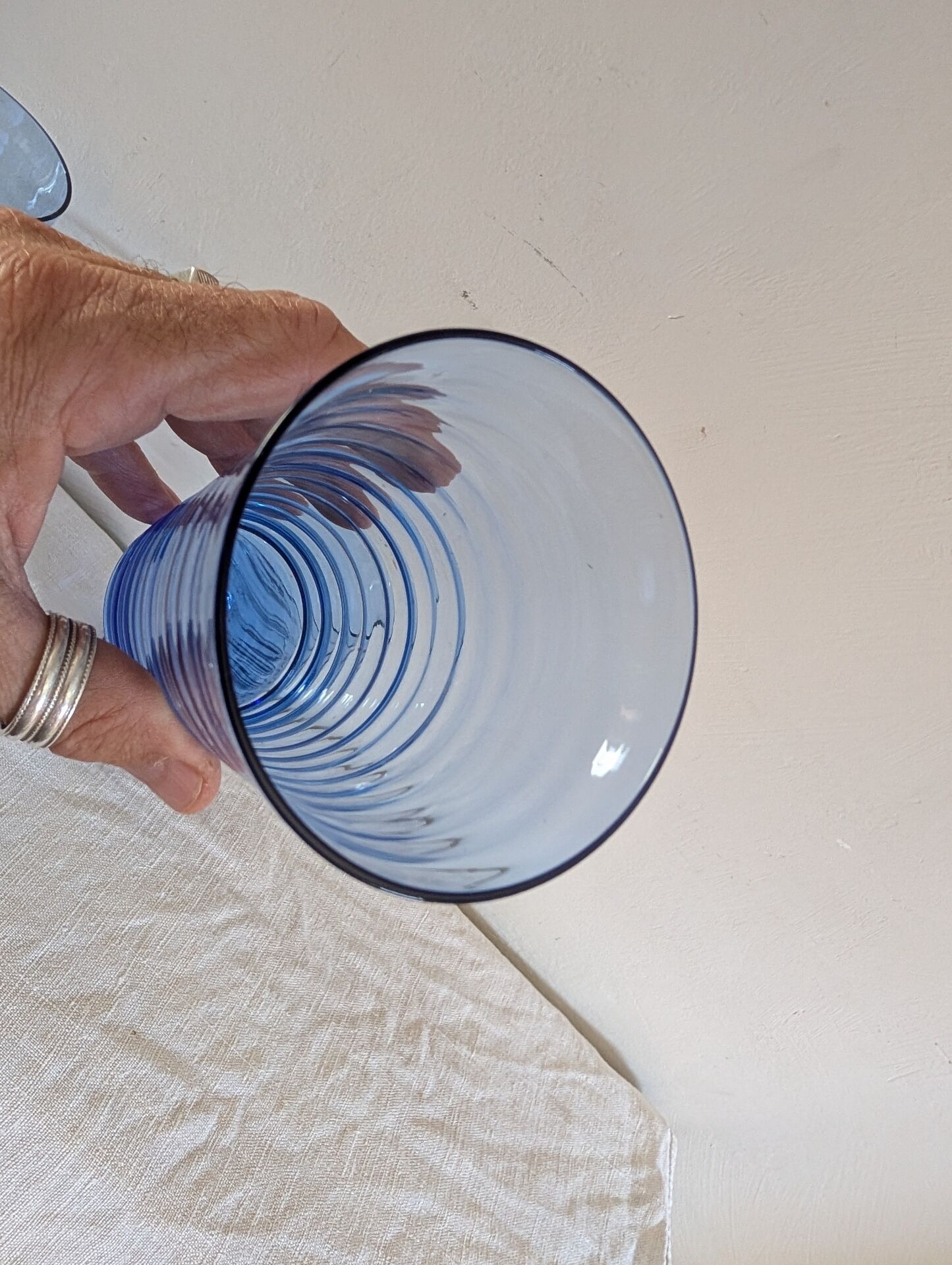 Long blue gradient drink glass – fine glass – 1970s