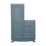 Asymmetrical cabinet