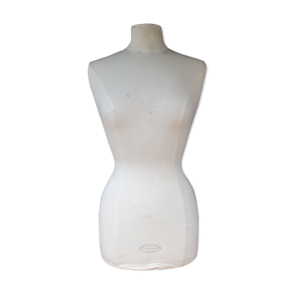 Model bust