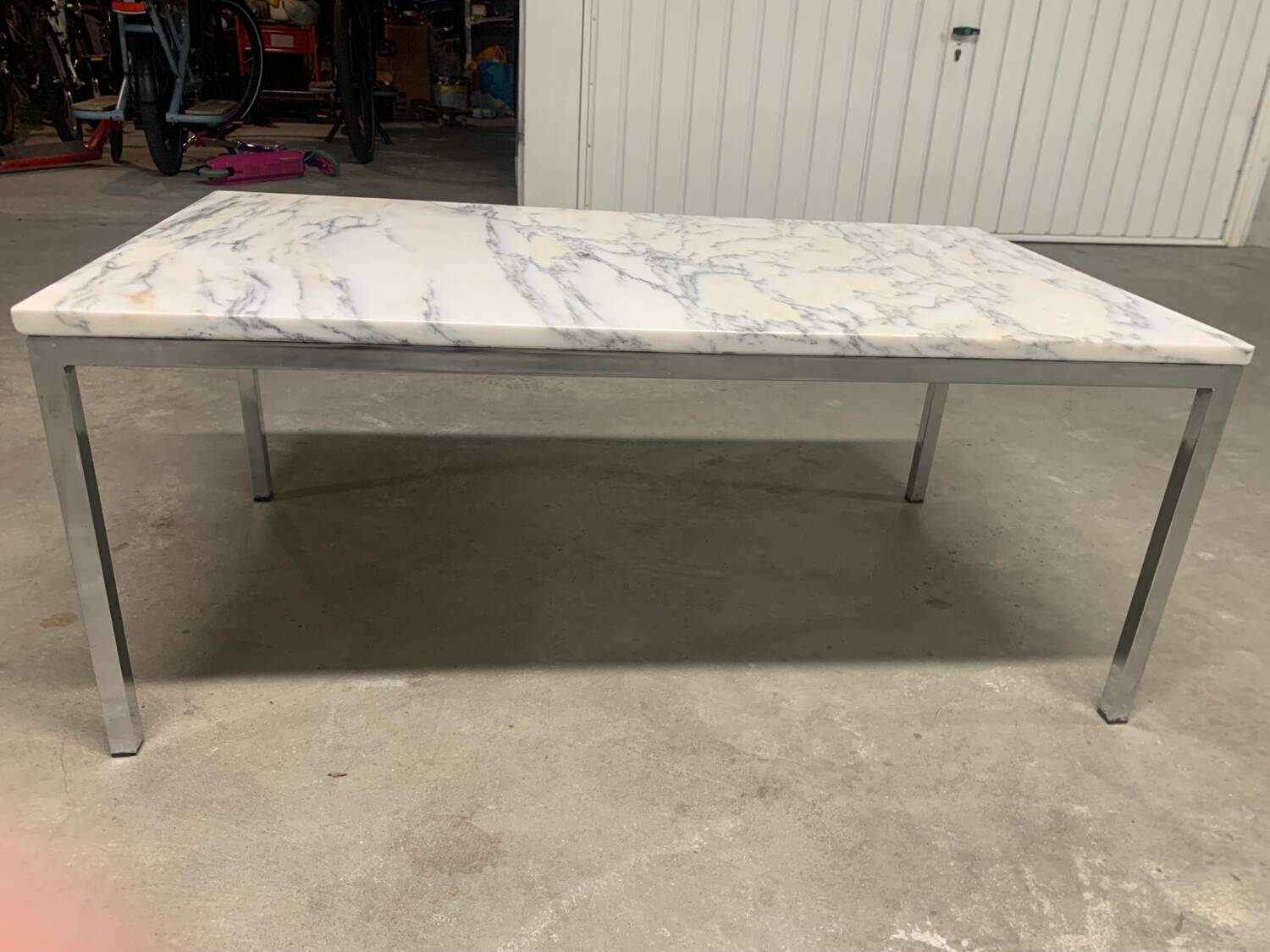 Marble coffee table