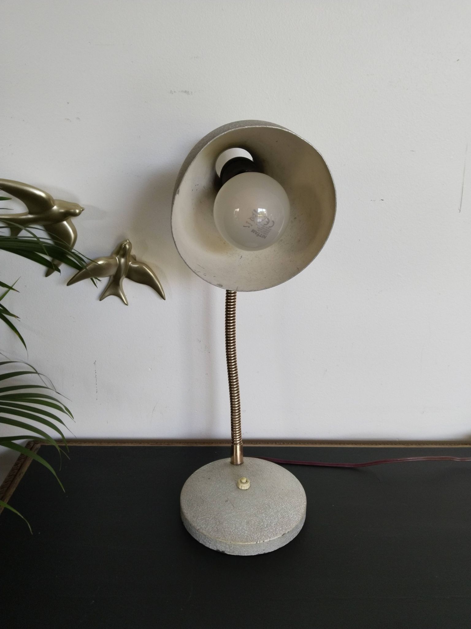 Hammered gray cocotte desk lamp, vintage French, 1940s
