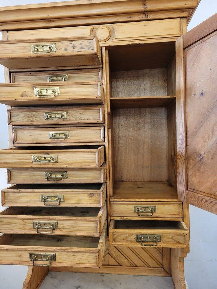 Craft cabinet with drawers