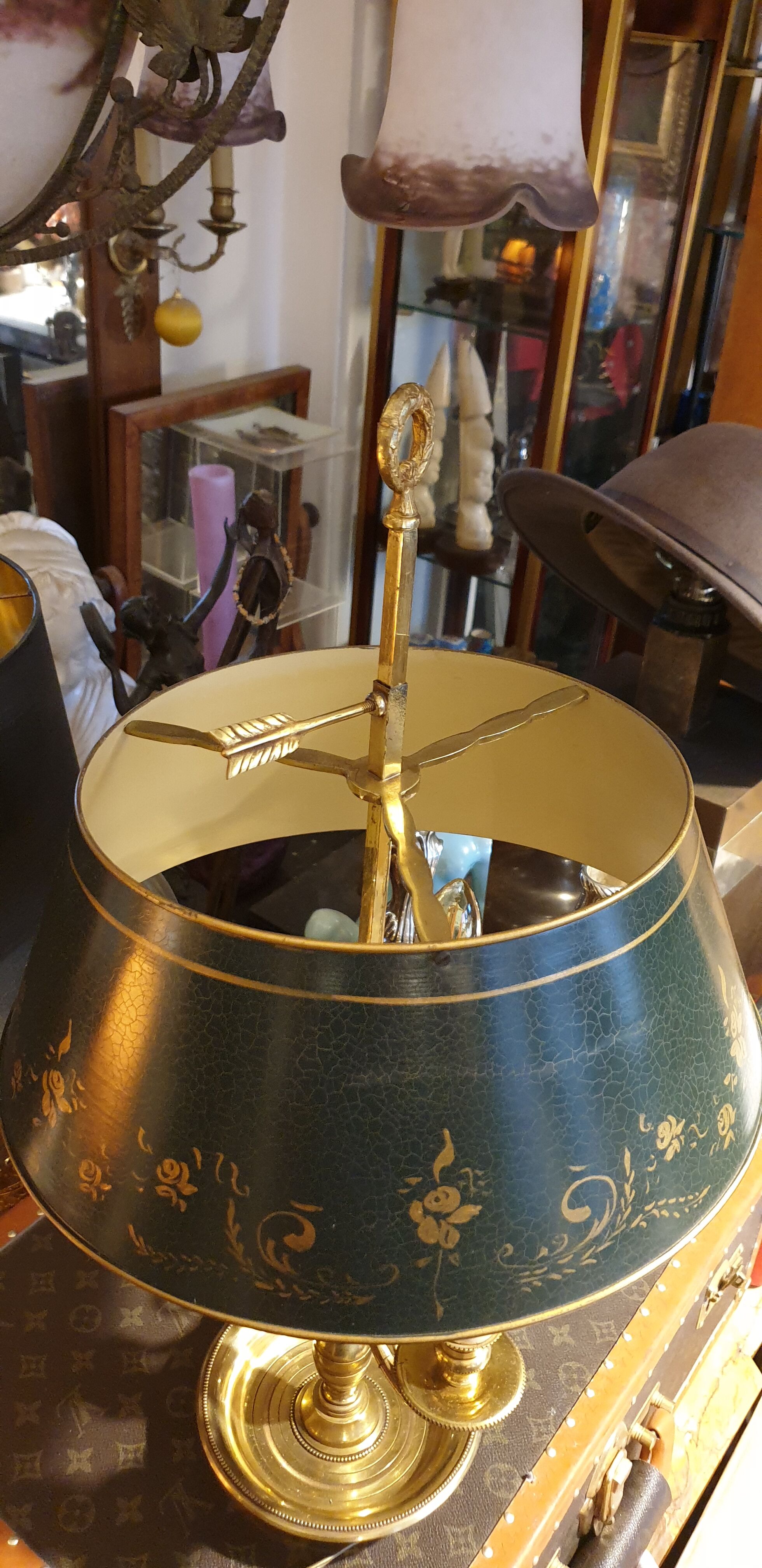 Hot lamp 3 golden metal lights