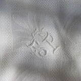 Tablecloth and eleven napkins