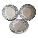 7 assiettes plates modèle Jane à décor floral vert foncé Saint-Amand