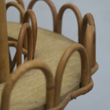 Portable bar stores rattan bottles