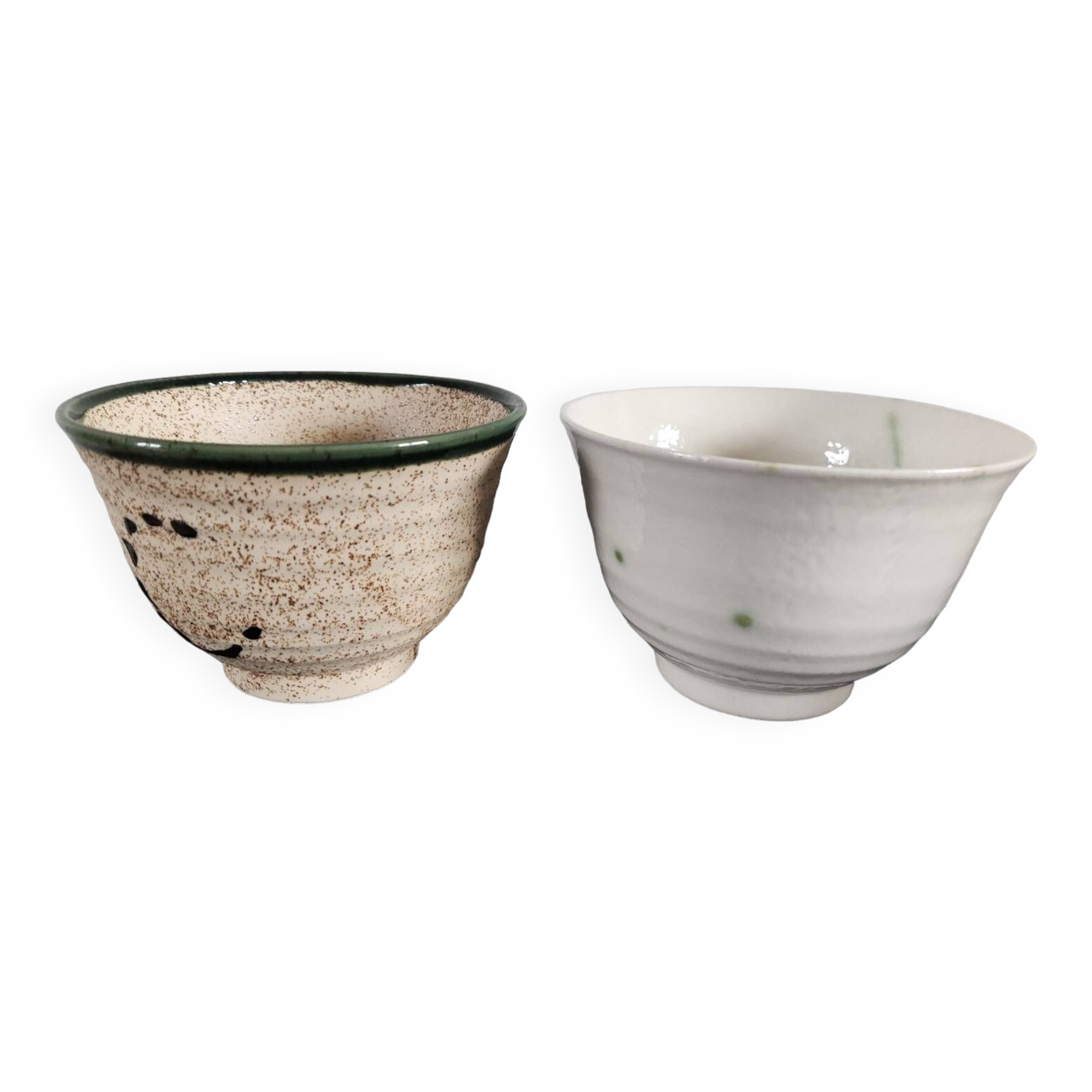 2 Japanese bowls