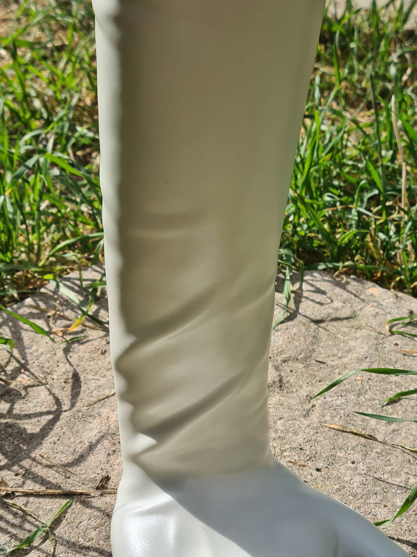 Glove vase said Audrey Hepburn