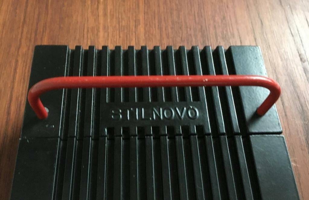 Vintage Italian wall lamp model Zagar by Silvio Carpani for Stilnovo, 1970s.
