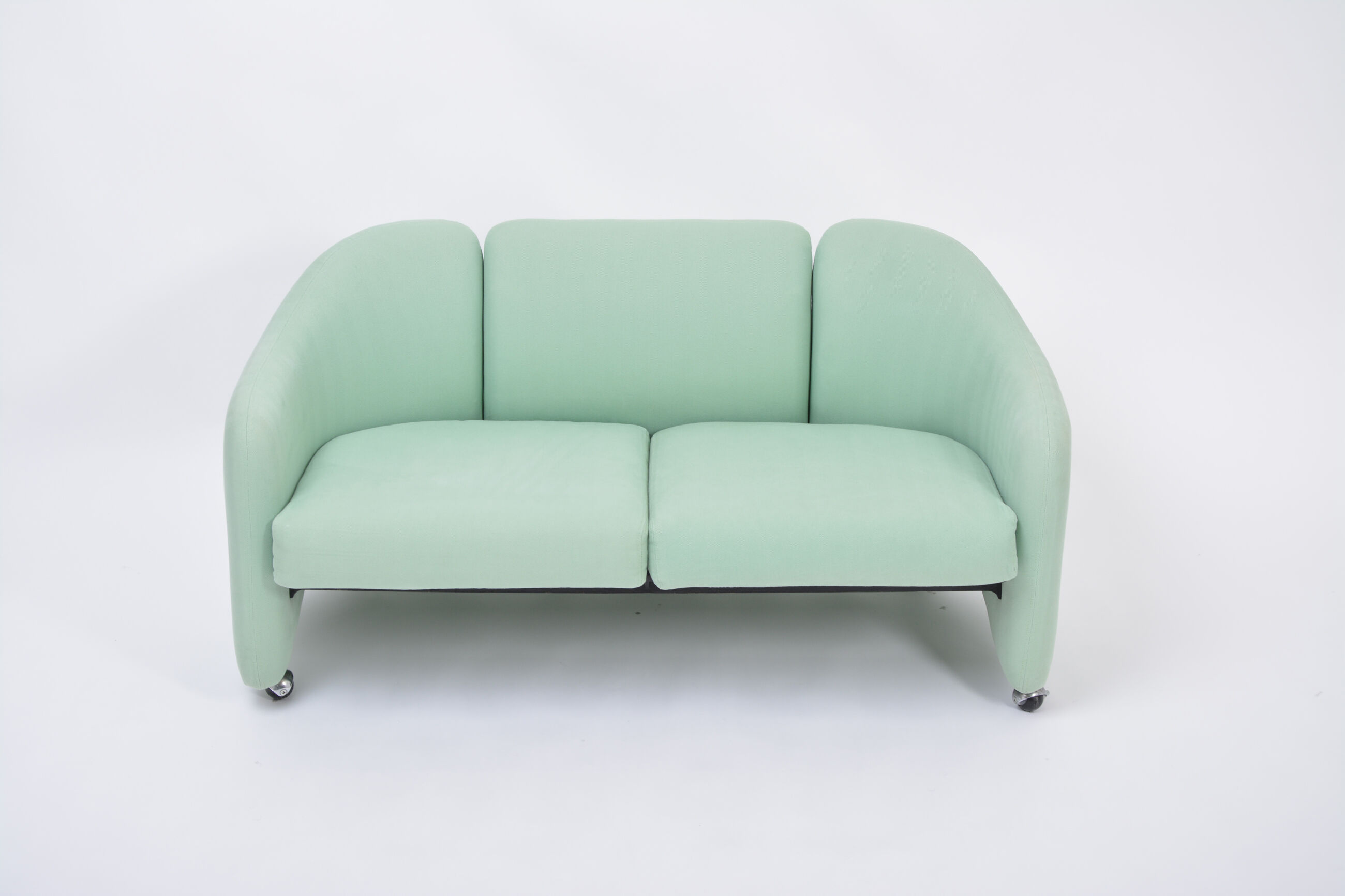 Italian Mid-Century Modern Two-Seater Sofa by Eugenio Gerli for Tecno, 1966