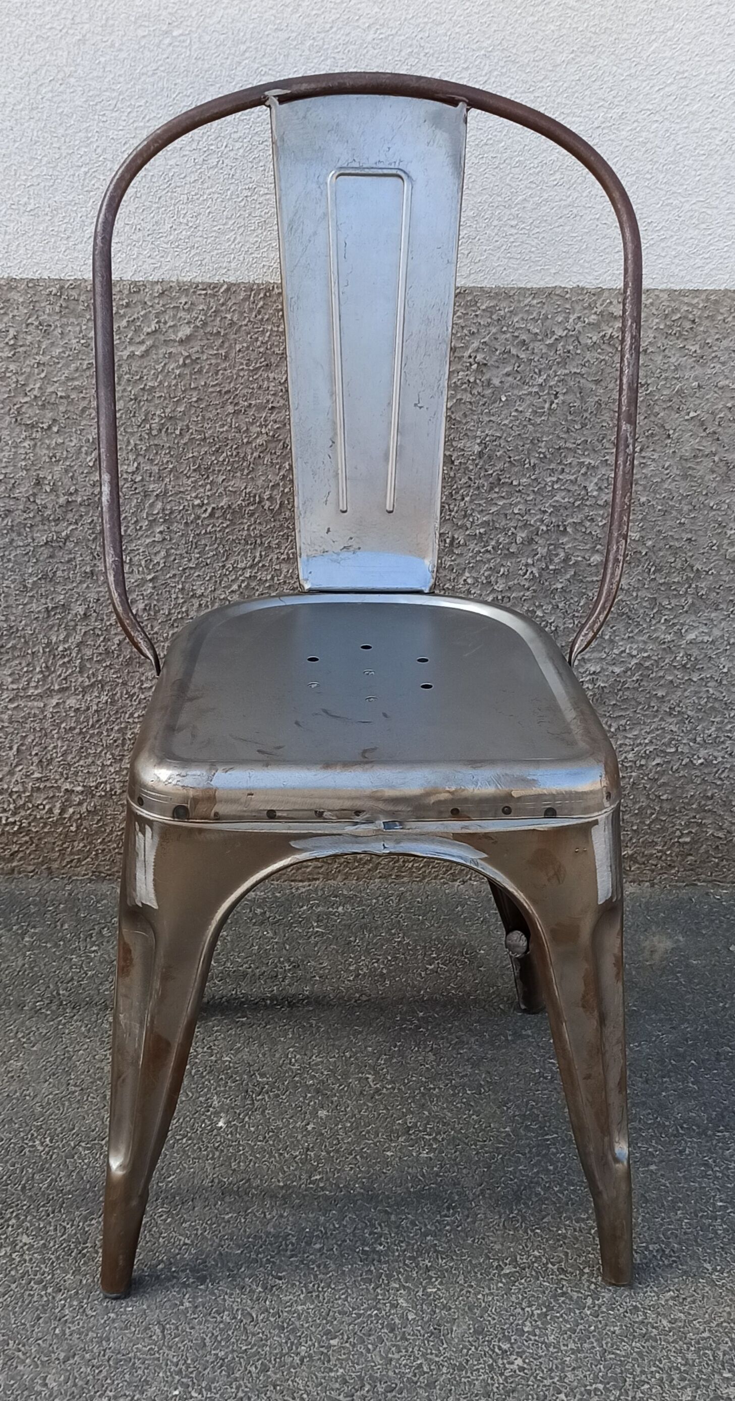 Paire de chaises en métal gris