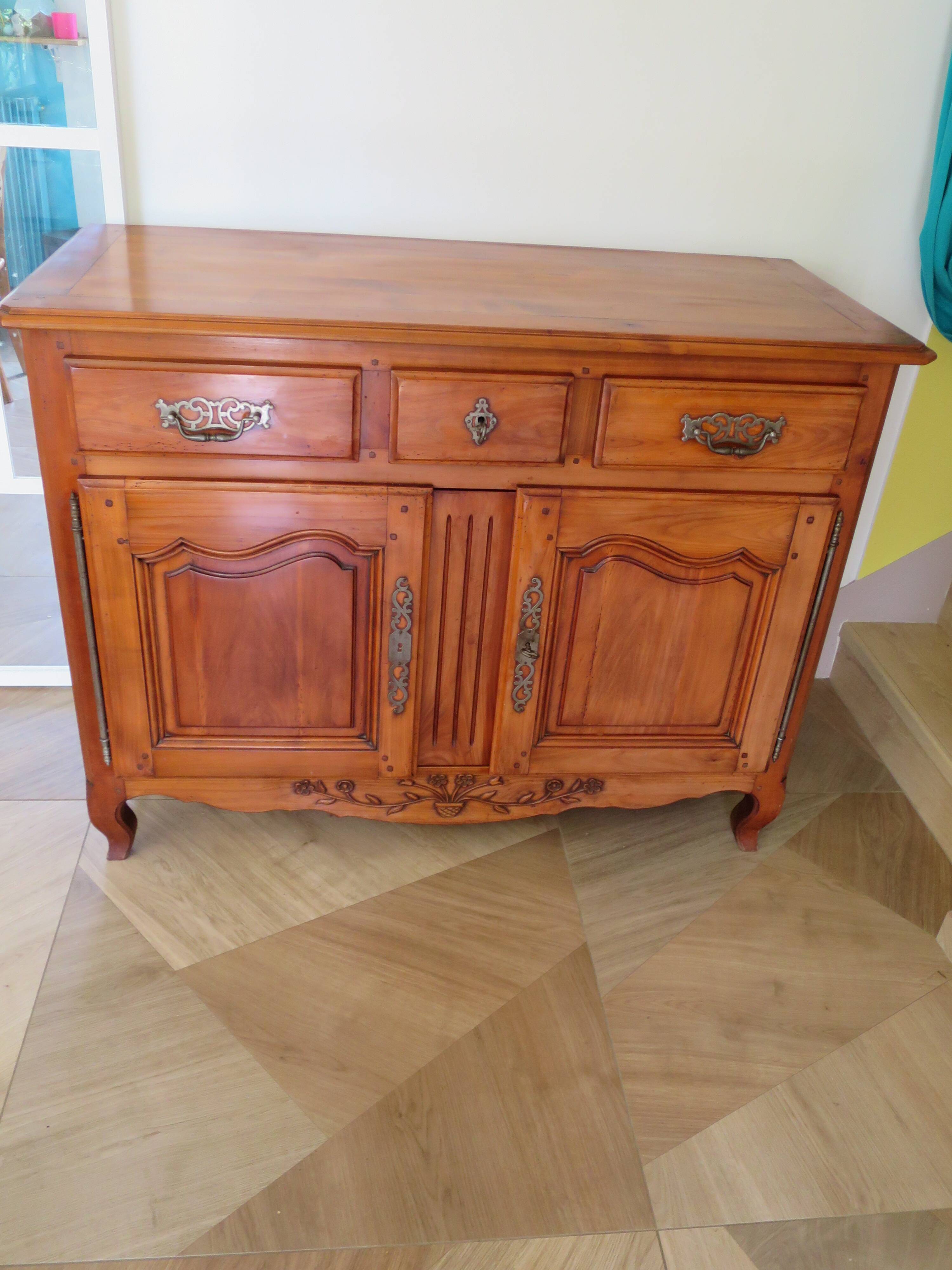 Rustic buffet in Louis XV-Regency style, dovetailed, cherry wood finish, solid wood.