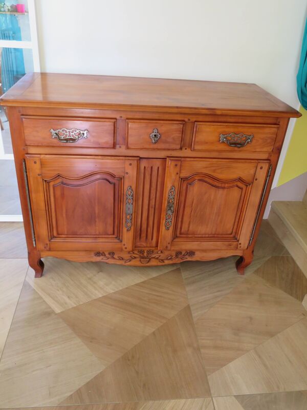 Buffet rustique-style Louis XV-Régence-chevillé- teinte merisier-bois massif