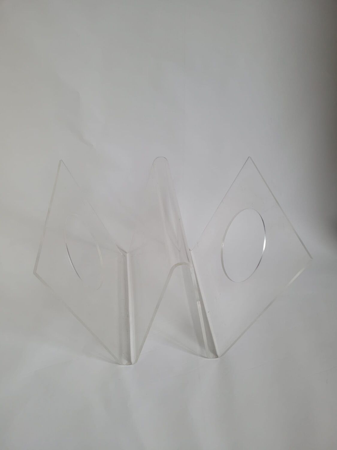 Plexiglas magazine holder