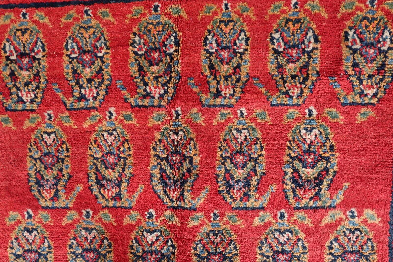 Handmade vintage Persian Hamadan rug 137cm x 210cm, 1960s