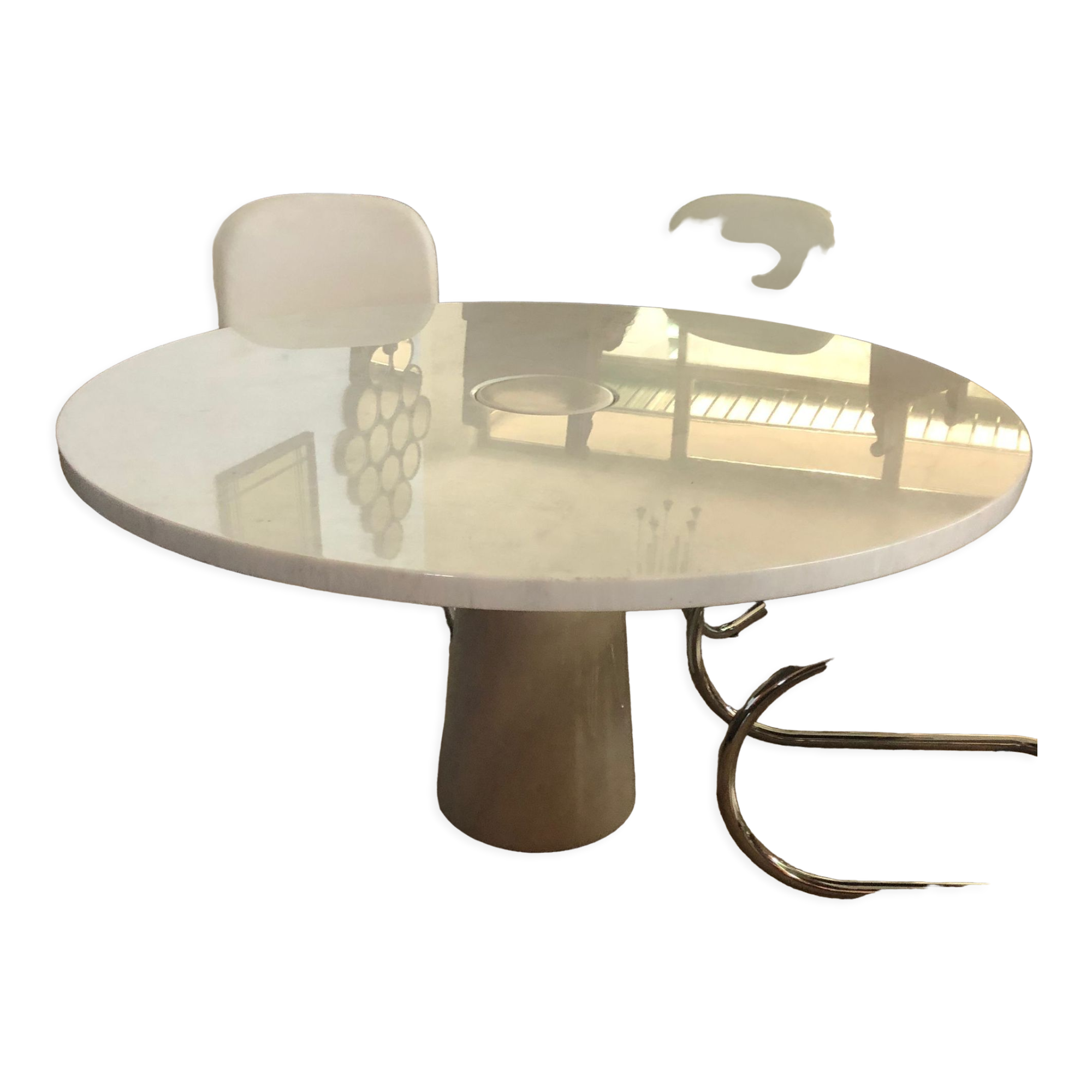 Vintage dining table in white Carrara marble, Italy 1970'