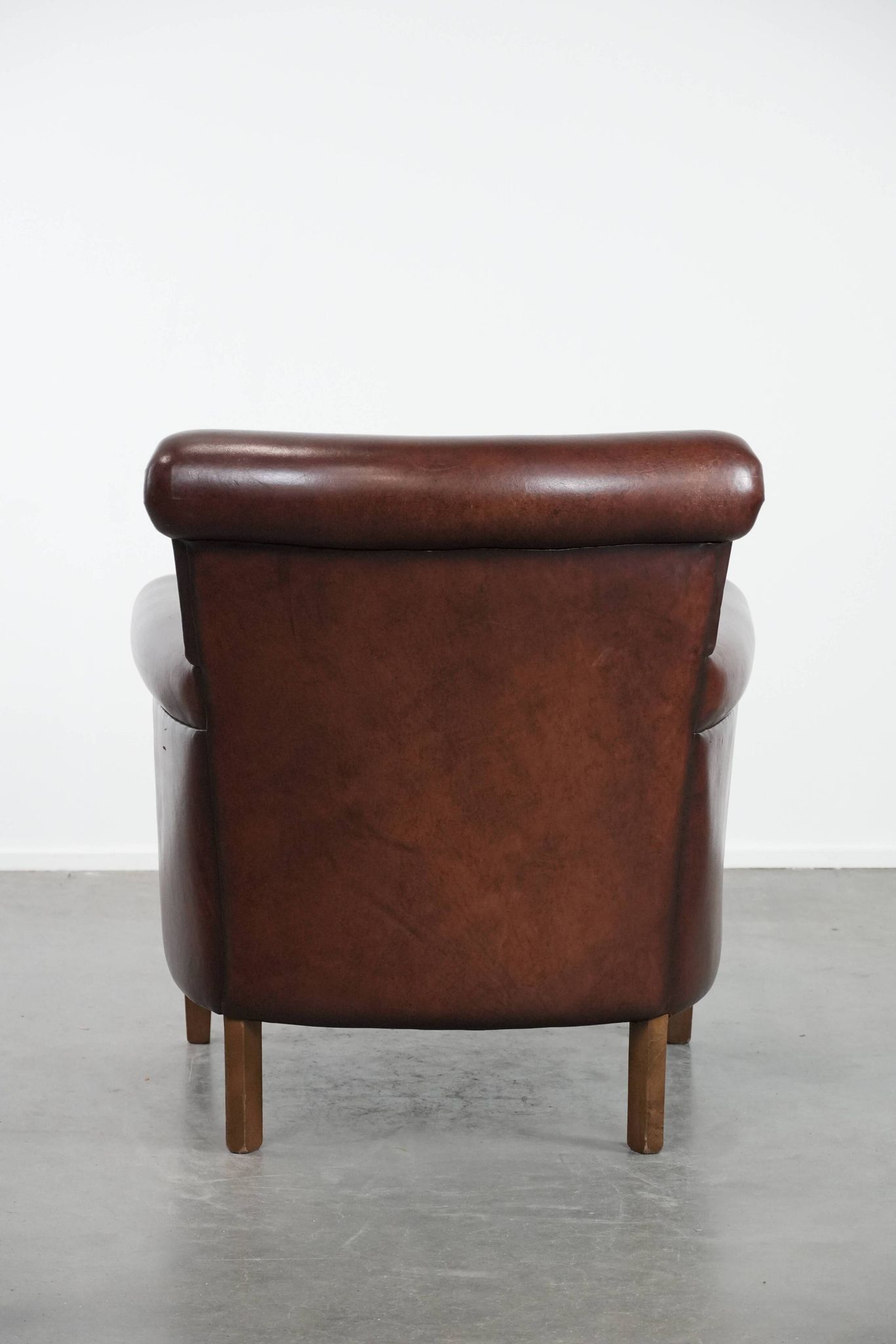Luxury Sheep Leather Armchair with a Timeless Look