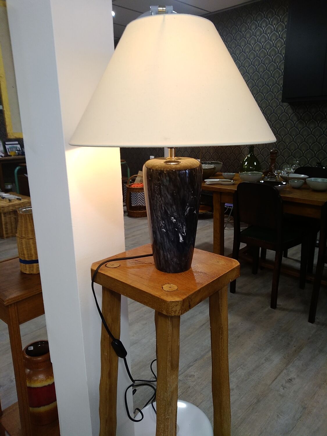 Marble floor lamp