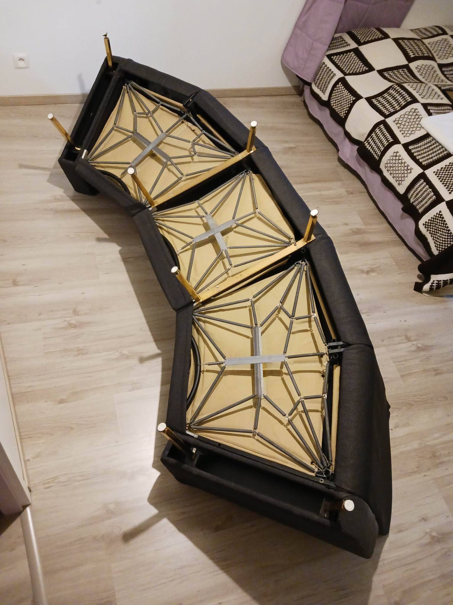 Panoramic model sofa produced by Airborne 1954 by Pierre Guariche