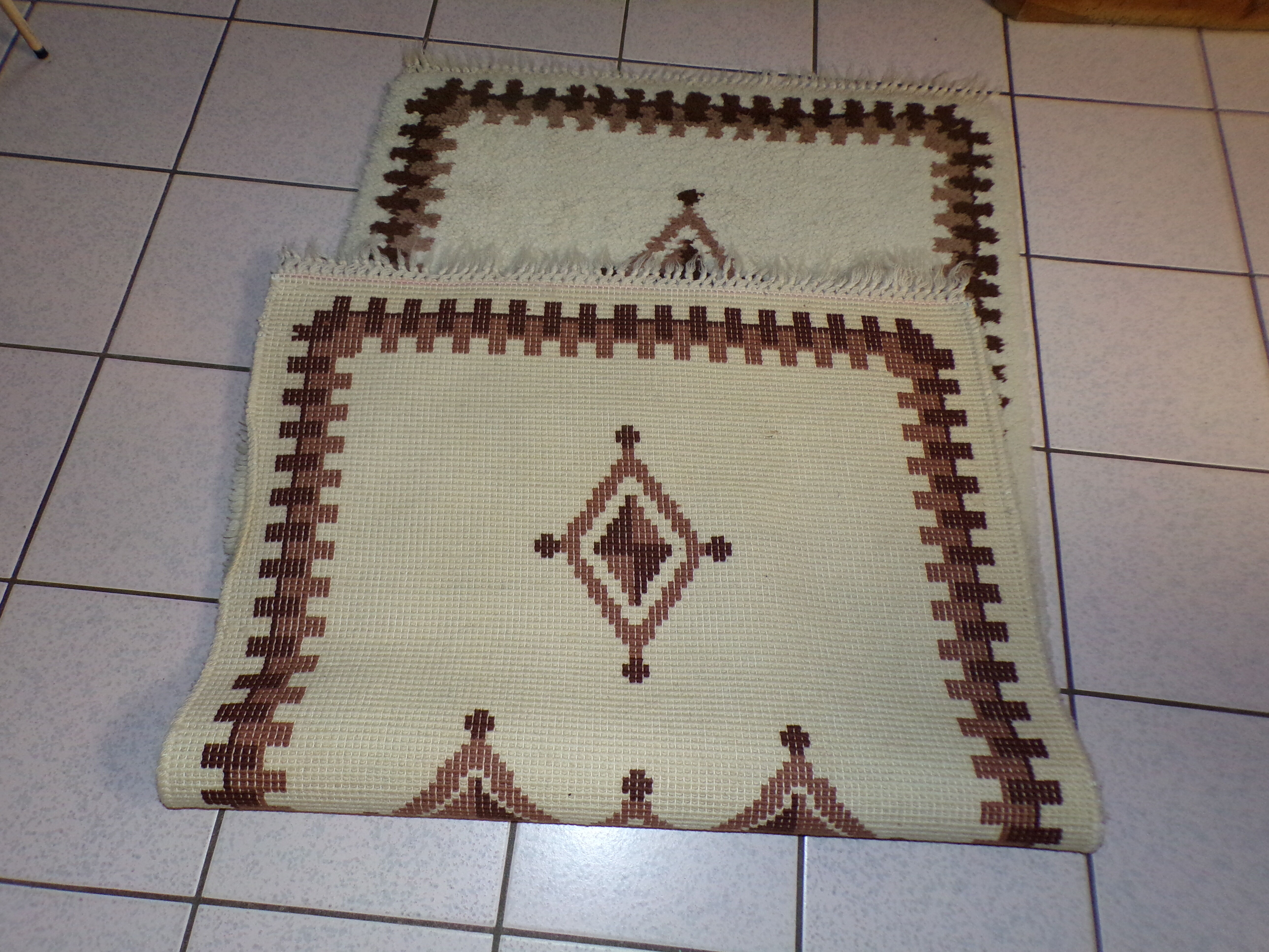 Handmade vintage wool carpets  93x175cm