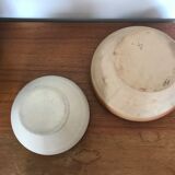 Pair of bowls enamelled sandstone