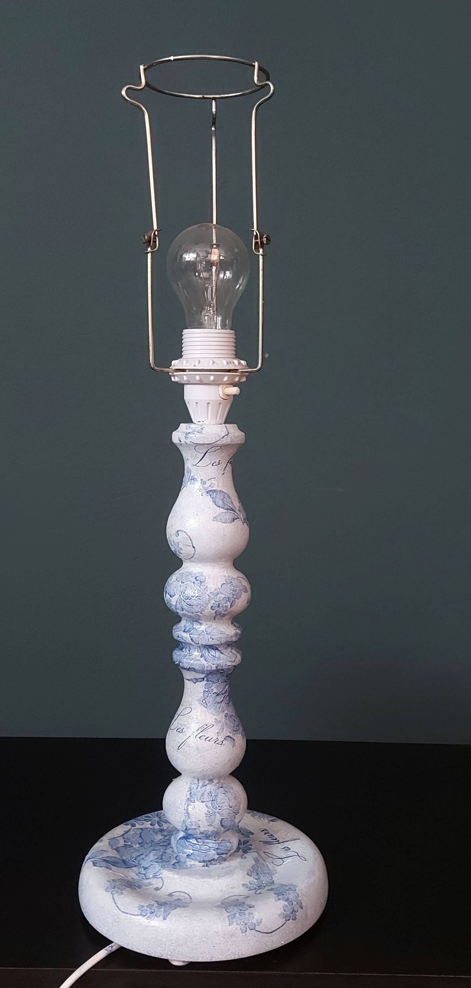 Lampe danoise, artisanale, hauteur 70 cm