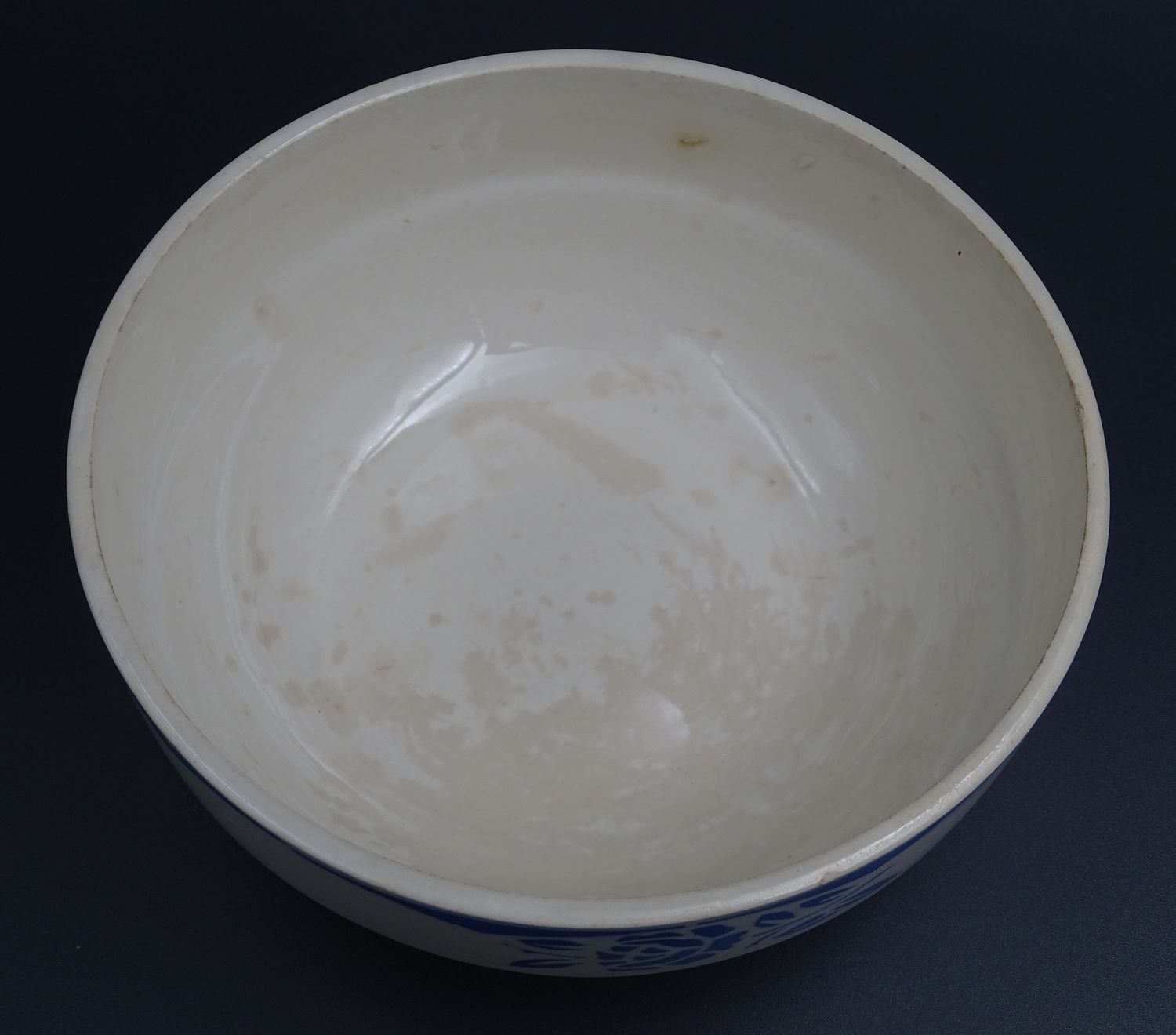 Two ravines, bowls or cups in faience of Digoin Sarreguemines, Model Corsica, circa 1940